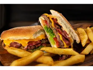 LOMO CHEDDAR de 500 Noches Delivery