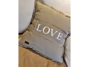 Almohadon love 100% tusor de Alcuza Minorista
