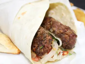 Doner kebab + papas de Armenian Delivery