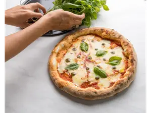 Margarita de Barro Pizza