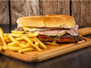 Lomo Big Joe's + papas de Big Joe's - Nueva Córdoba