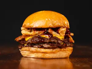 Texas Simple con papas de BR Burgers Florida