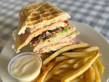 Producto de Lomitos.Santiagueños