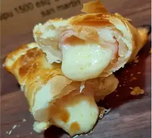 Producto de Cha-Cha Pizzeria Tradicional