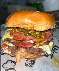 Producto de Roka Burger casa de sabores