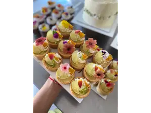 Box Feliz cumple de CAMUS PASTELERIA