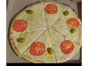 Pizzas con tomates y aceitunas de Casa Asiel
