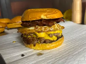 Abril de CLUB 12 BURGERS