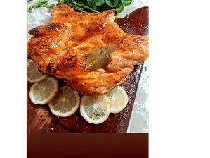 Pollo a la parrilla de d-granja