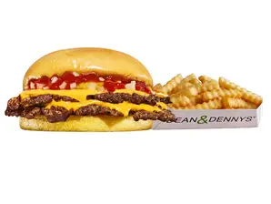 CHEESE BURGER SMASH de Dean&Dennys Córdoba