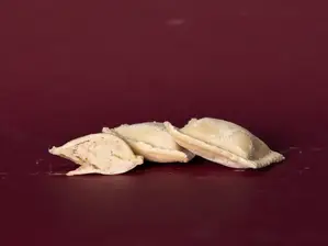RAVIOL CASERITO - Ricota, Verdeo y Nuez de Di Polo Pastas General Paz