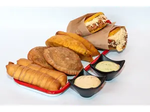 Picada venezolana (comen 2P) de Dispar Food | General Paz