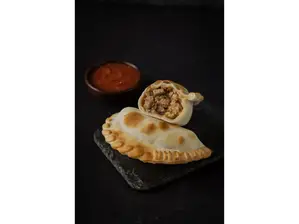 Salteña de El Chalcha Empanadas