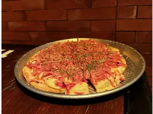 Pizza Especial de El Creyente Bar
