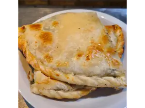 Jamón y queso (1/4) de El Cucharón
