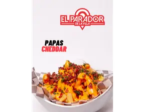 Papas con cheddar y panceta de El parador de la villa