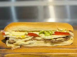 Lomito completo de el puente foodtruck