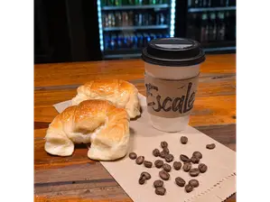 Café + 2 medialunas de Escaleno - Delivery