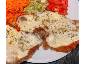 Milanesa de carne con acompañamiento de Eulalia Viandas