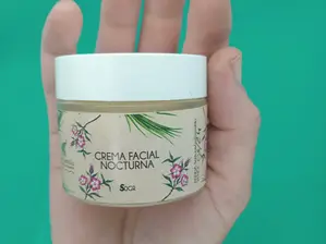 Crema facial nocturna de El Mercadito de la Feria