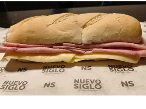 JAMON Y QUESO de Fiambrería Nuevo Siglo - Barrio Sur