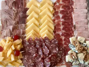 PICADA GRUYERITO de Gruyere Distribuidora - Docta