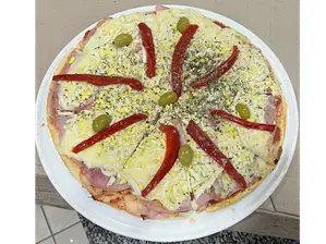 pizza Jamón y Morrones de Guido's pizza