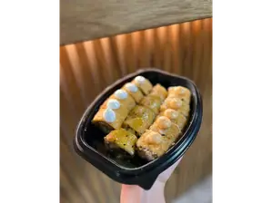 Combinado Hot 15 piezas de Hashimi Sushi & Fusión