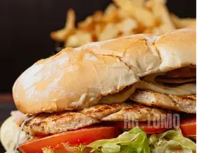 SANDWICHS DE MILA TRADICIONAL de HG.LOMO