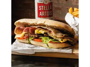 LOMITO COMPLETO PREMIUM de HUB! Bar & Coffee