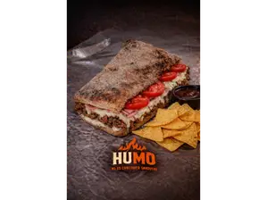 1 SANDWICH BRASEADO + NACHOS + SALSA de HUMO