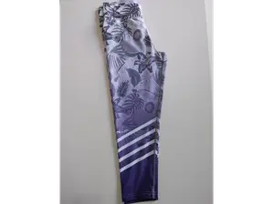 Calza larga 🌹 rojas faja ancha talle S de Jf.indumentaria22
