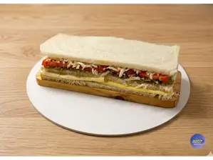 Queso y verdura x3 de Karim Saavedra