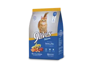 9 Lives gato adulto de La Cucha de Polo