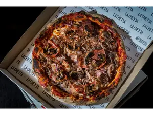CHETTA (Pizza de la casa) de LA CHETTA