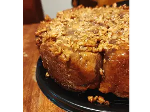 TORTA CUBIERTA CON NUECES de LA ESPIRAL
