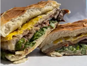 LOMITO CLASICO de LA JEFA BURGERS