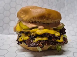Tasty de Leos smash burger