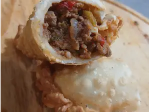 Hamburguesa especial ( con fritas ) de Lo mas rico