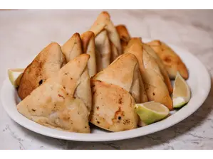DOCENA DE EMPANADAS de Lodelarmenio