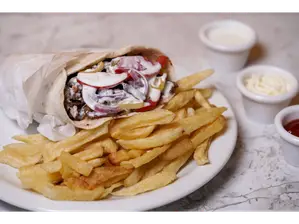 SHAWARMA con papas fritas de Lodelarmenio