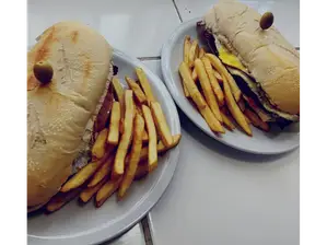 Promo Lomo Cordobes x 2 de Lomito Cordobes