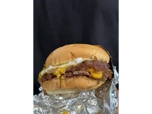 Garlic Mood de Lucky Burger