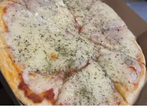 MUZZA de LUIGIS