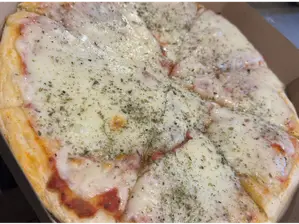 1/2 MUZZA de LUIGIS