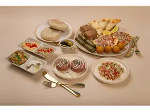 GRAN MALAKEH de Malakeh Comida Arabe