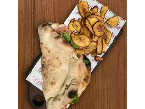 Piadina Di Crudo de Pan Plano - Barrio Jardín