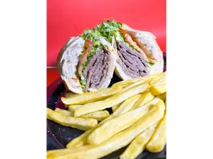 Sandwich de Lomito de Papanatas