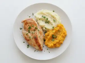 Bife de pollo con pure mixto de parador ruta 36