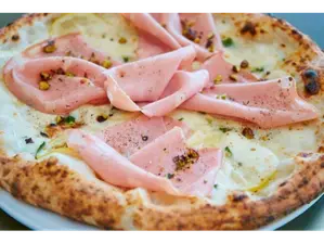 Pizza Bolognesa de Pasta & Pizza